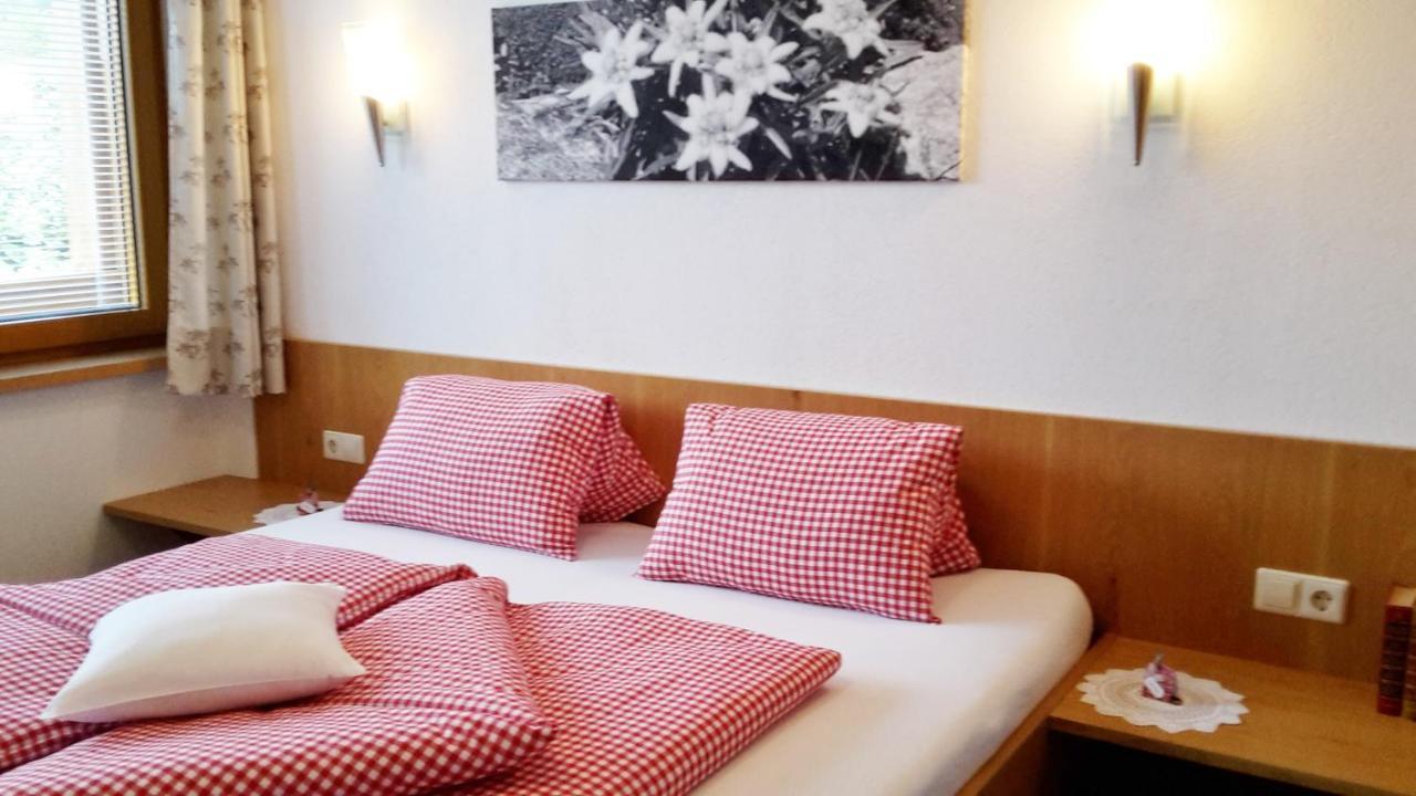 Gaestehaus Zedlacherhof Matrei in Osttirol Ngoại thất bức ảnh