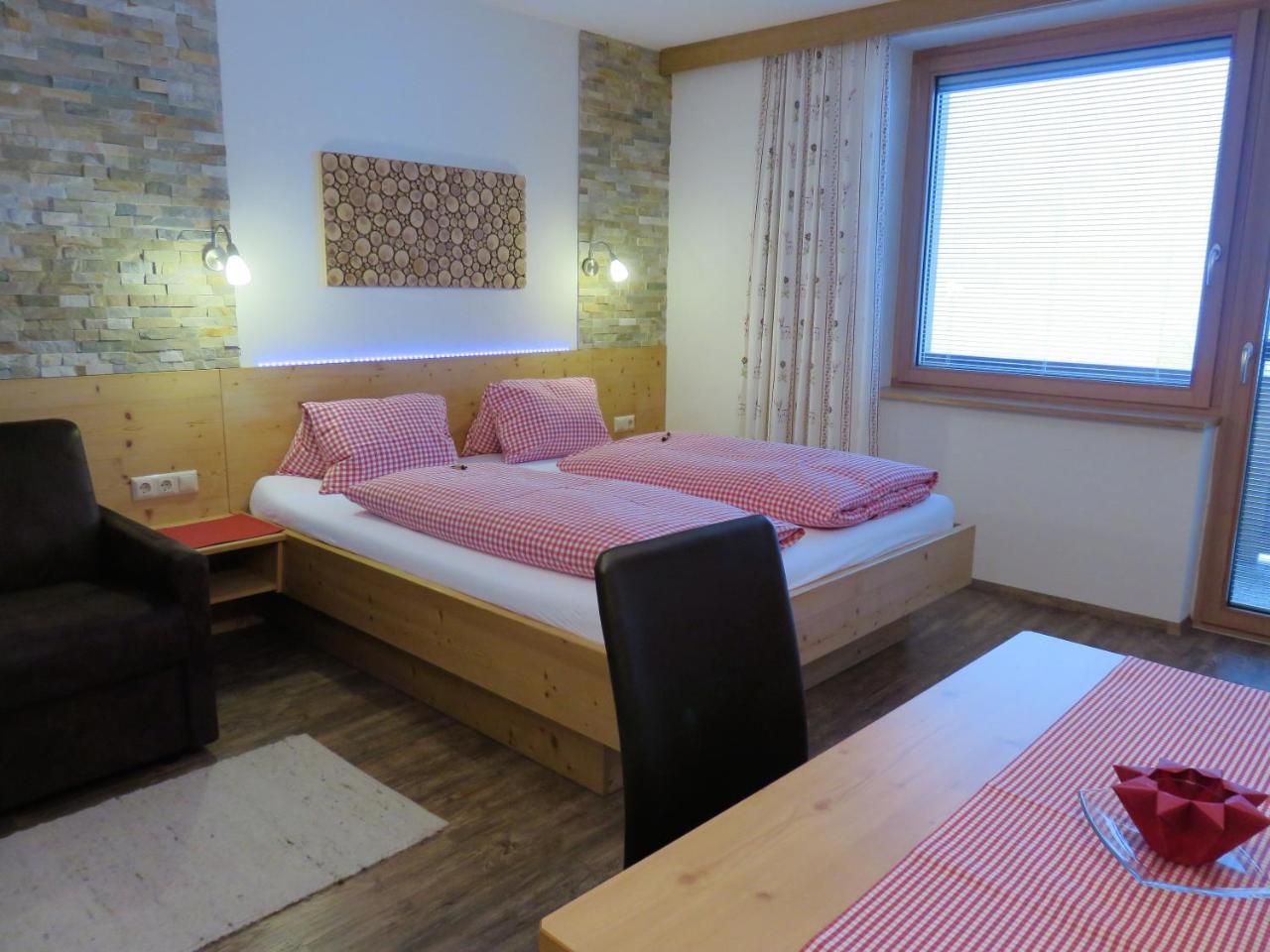 Gaestehaus Zedlacherhof Matrei in Osttirol Ngoại thất bức ảnh